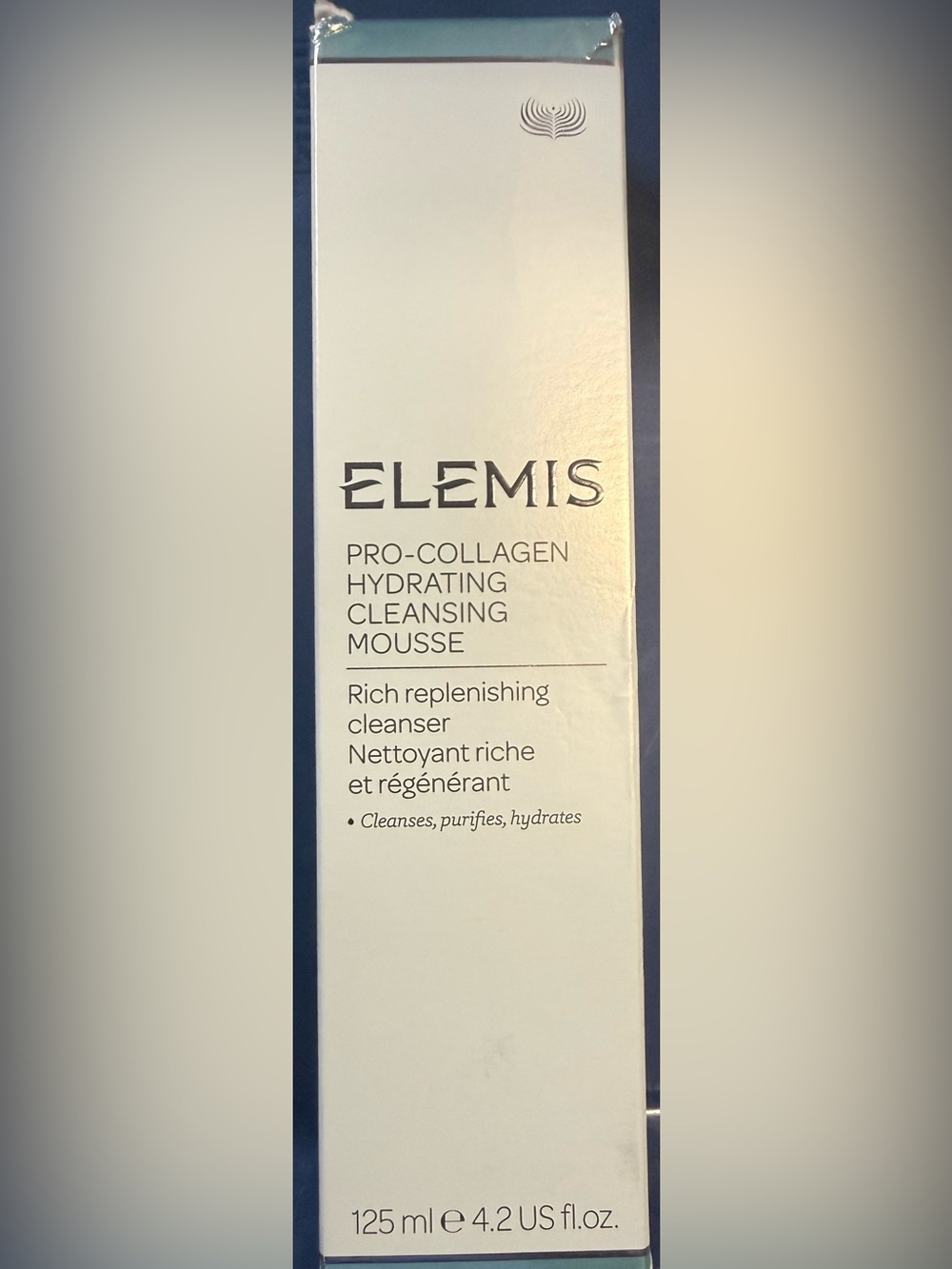 ELEMIS White & Blue Pro-Collagen Hydrating Cleansing Mousse